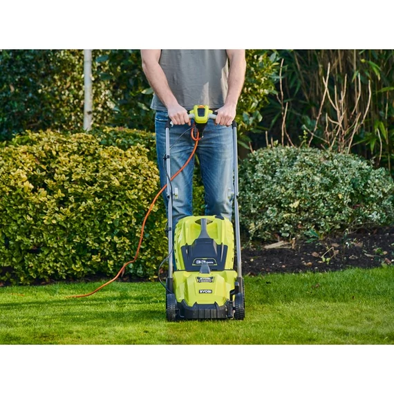Ryobi RLM3313ALT2925 vezetékes szegélyvágó és fűnyíró szett 5133005621