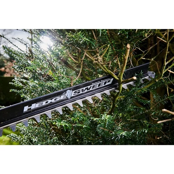 Ryobi MAX POWER RY36HTX65A-0 36V akkumulátoros szénkefe nélküli 65 cm sövényvágó akkumulátor és töltő nélkül 5133005076