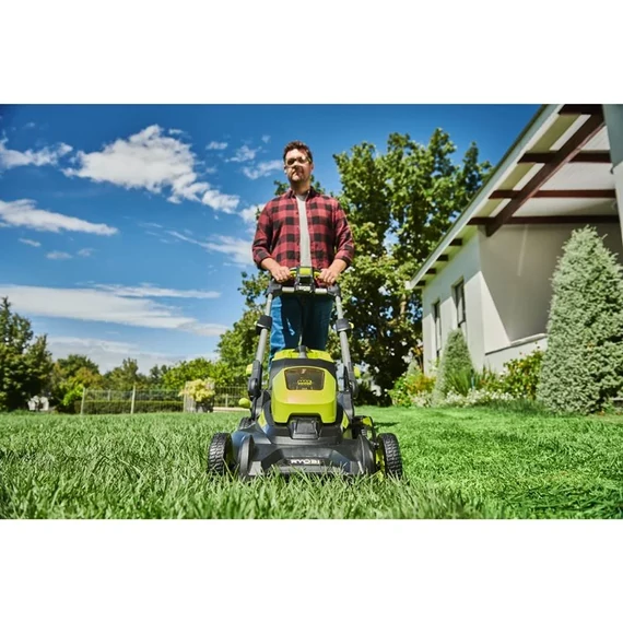 5133005463 Ryobi MAX POWER RY36LMXP40A-150 36V szénkefe nélküli 40 cm-es fűnyíró Power Assist rásegító funkcióval (1 x 5,0 Ah)akkuvel és töltővel