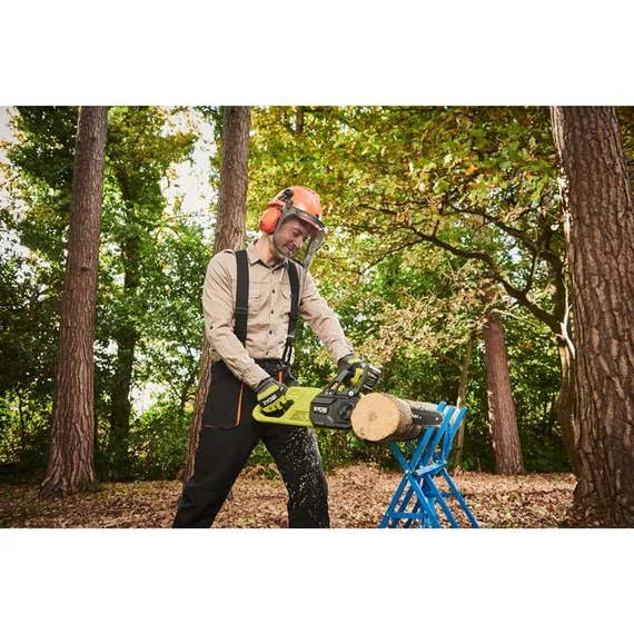 Ryobi ONE+ HP RY18CSX30A-0 18V szénkefe nélküli HP Whisper™ halk, 30 cm-es láncfűrész akku és töltő nélkül 5133005465