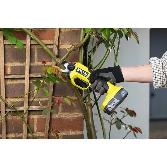 Ryobi ONE+ HP RY18SCXA-120T 18V akkus metszőolló akkuval töltővel táskában 5133005788