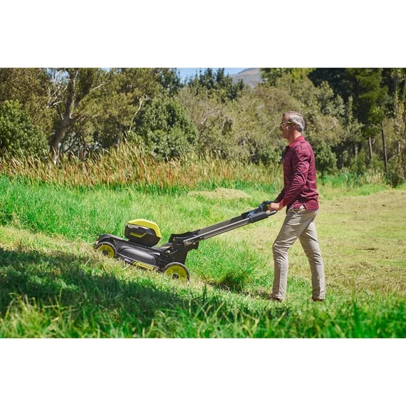 Ryobi MAX POWER RY36LMXSP53A-160 36V szénkefe nélküli 53 cm-es önjáró fűnyíró 6,0ah akkuval és töltővel 5133005802 