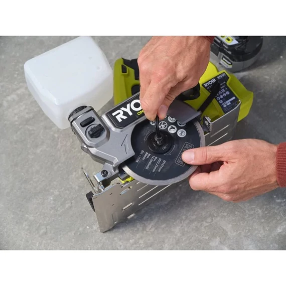 Ryobi ONE+ HP RTS18C-0 18V szénkefementes akkumulátoros vizes csempevágó akku és töltő nélkül 5133006162