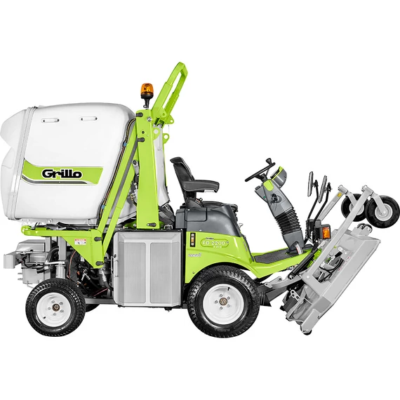 8050BY 9M5211 GRILLO magas ürítésű frontkaszás fűnyíró traktor FD 2200 TS 4WD ( Vágóasztallal )