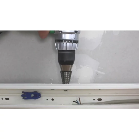 2585000 Wolfcraft Lépcsős lemezfúró HSS, 3 vágóél S=10mm Ø8-35mm