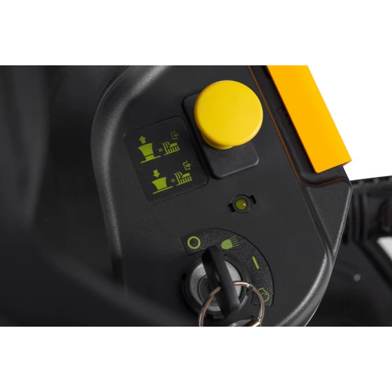 2T2000481/ST3 STIGA fűgyűjtős fűnyíró traktor ESTATE 384 M