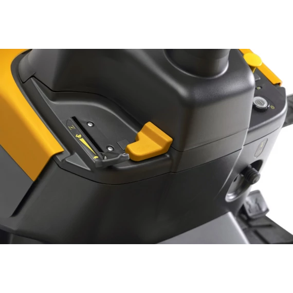 2T2100481/ST1 STIGA fűgyűjtős fűnyíró traktor ESTATE 384