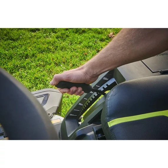 Ryobi RY72TMX117-310 72v 117cm akkumulátoros fűnyíró traktor akkumulátorokkal és töltővel 5133006303