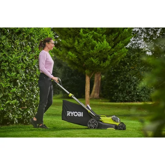 Ryobi ONE+ RY18LMX40C-240 18V szénkefe nélküli 40cm fűnyíró (2db 4.0Ah) akku és töltővel