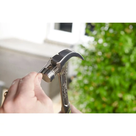 Ryobi RHHSCC560 560 g-os hajlított karmos kalapács, acél