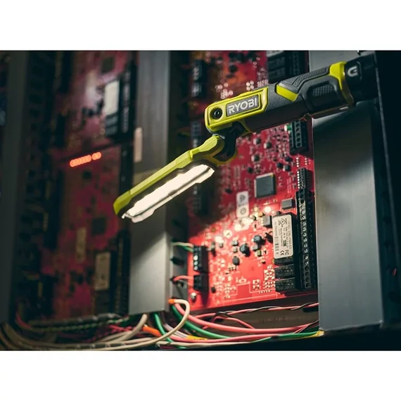 Ryobi USB LITHIUM RML4-0 4v akkumulátoros lámpa akku és töltő nélkül